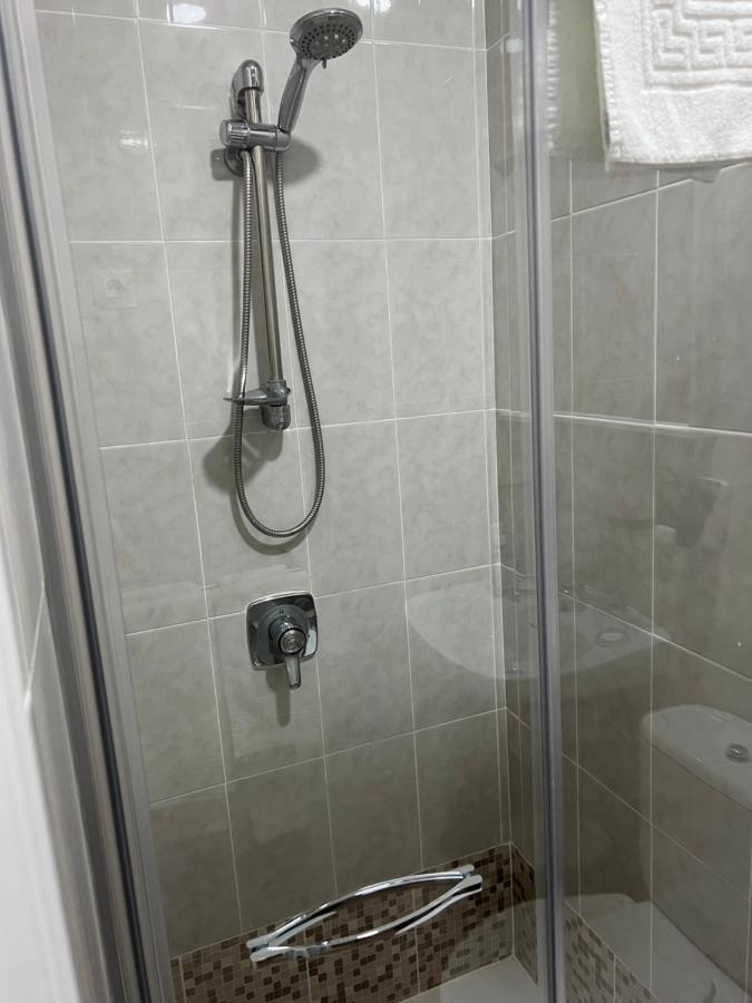 Pension Zeus Barakaldo Esterno foto