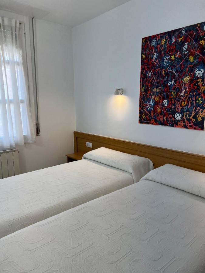 Pension Zeus Barakaldo Esterno foto
