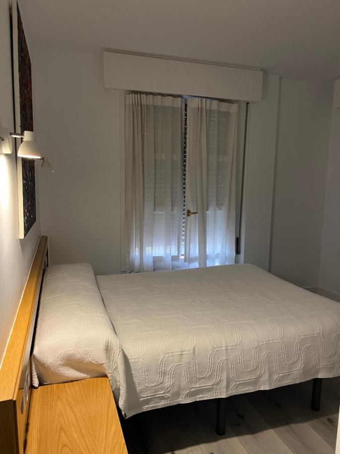 Pension Zeus Barakaldo Esterno foto