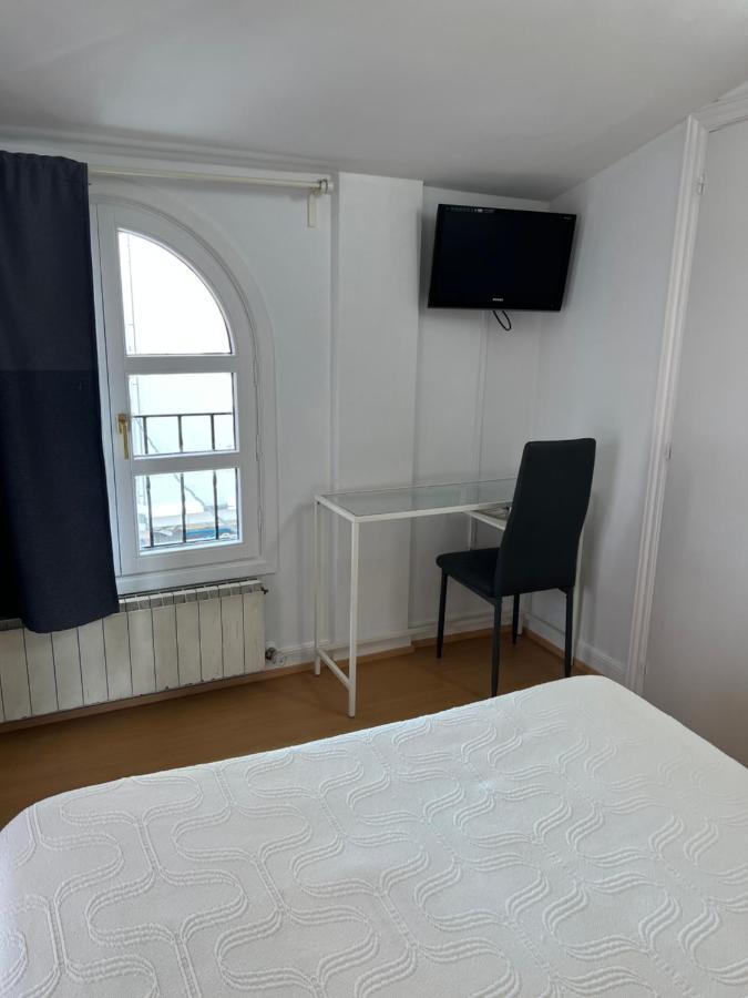 Pension Zeus Barakaldo Esterno foto