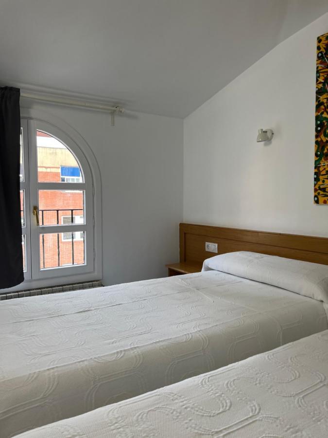 Pension Zeus Barakaldo Esterno foto